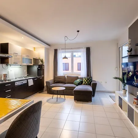 Apartment Supernova *